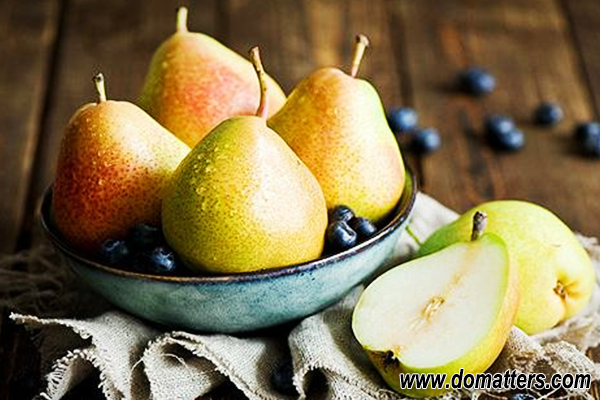 delicious-fruits-in-China-pears